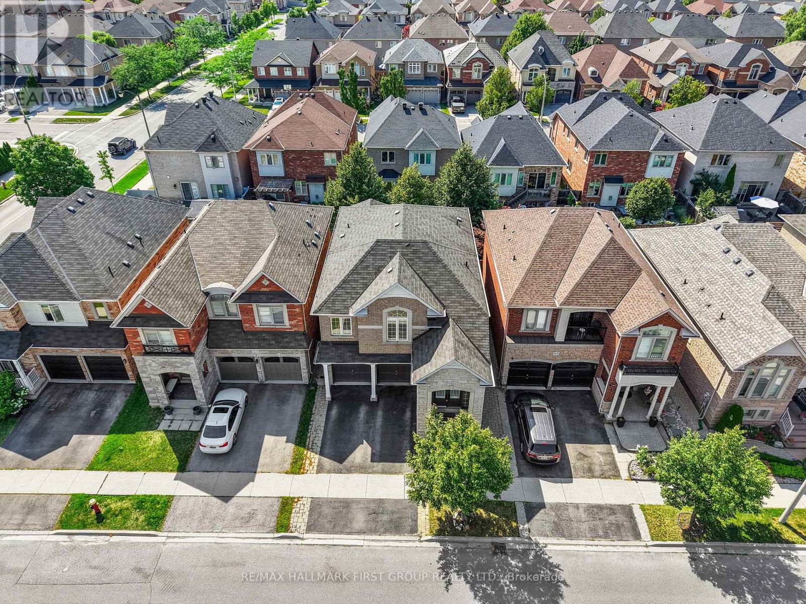 3040 Ferguson Drive, Burlington, Ontario L7M 0G5 - Photo 2 - W13637844