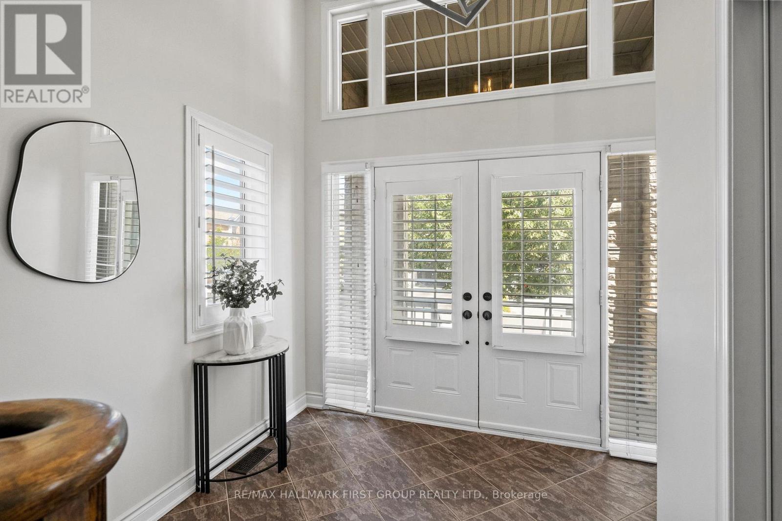 3040 Ferguson Drive, Burlington, Ontario L7M 0G5 - Photo 4 - W13637844