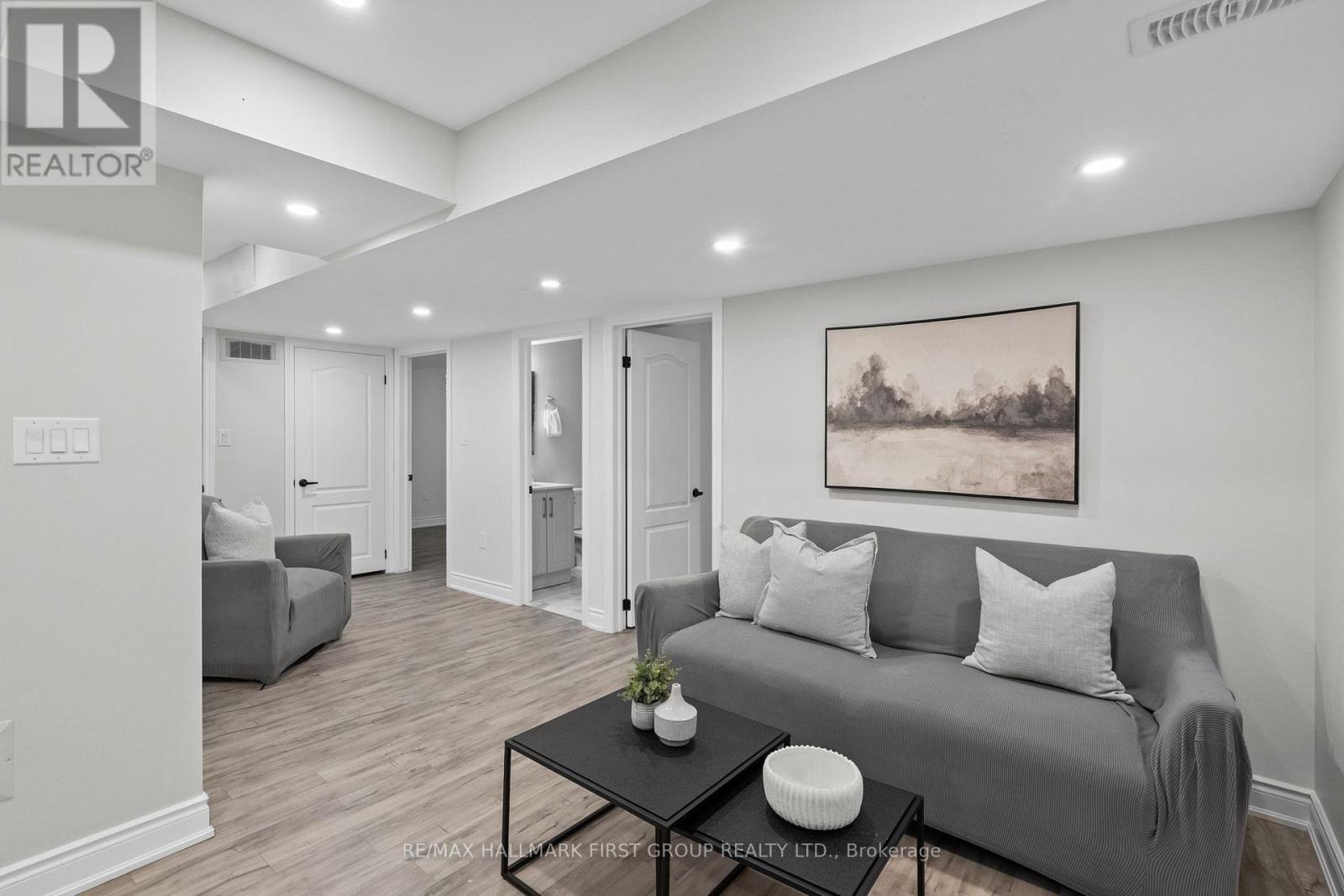 3040 Ferguson Drive, Burlington, Ontario L7M 0G5 - Photo 41 - W13637844