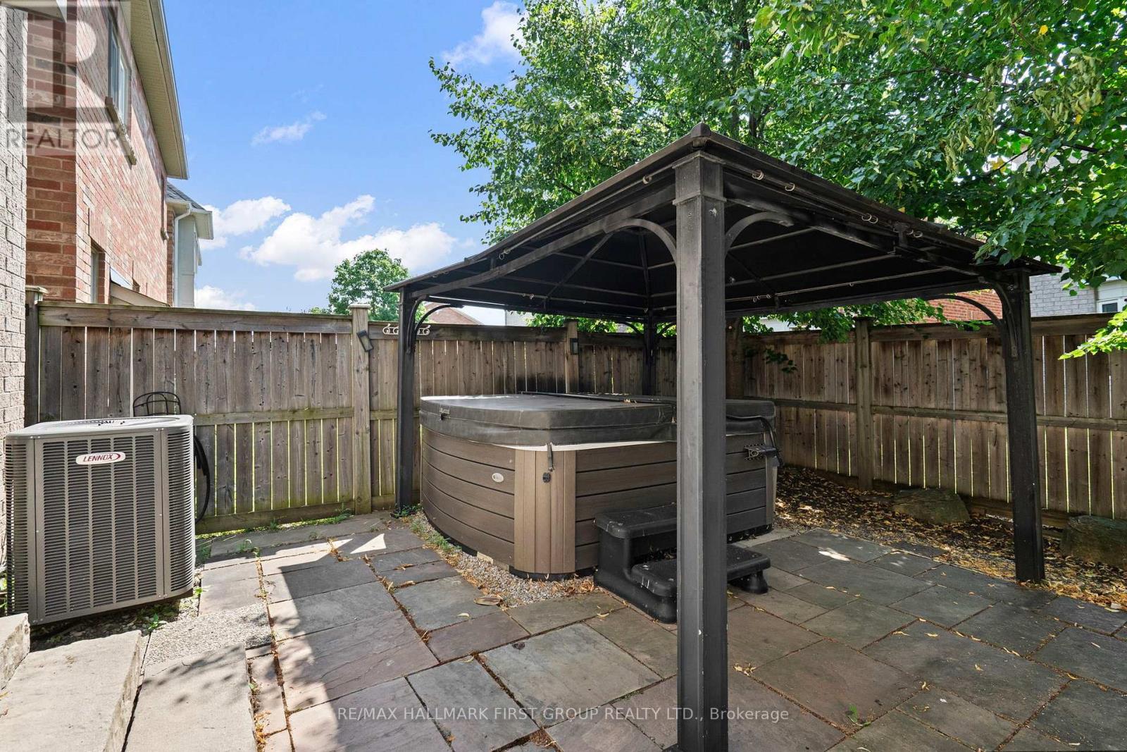 3040 Ferguson Drive, Burlington, Ontario L7M 0G5 - Photo 48 - W13637844