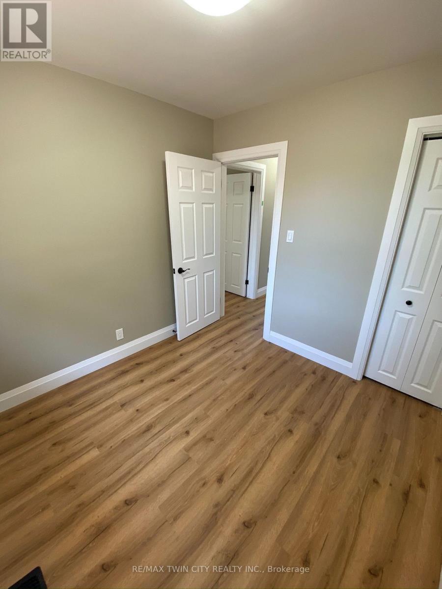Main Floor - 25 Hickery Place, Brantford, Ontario  N3S 3C7 - Photo 15 - X13637866