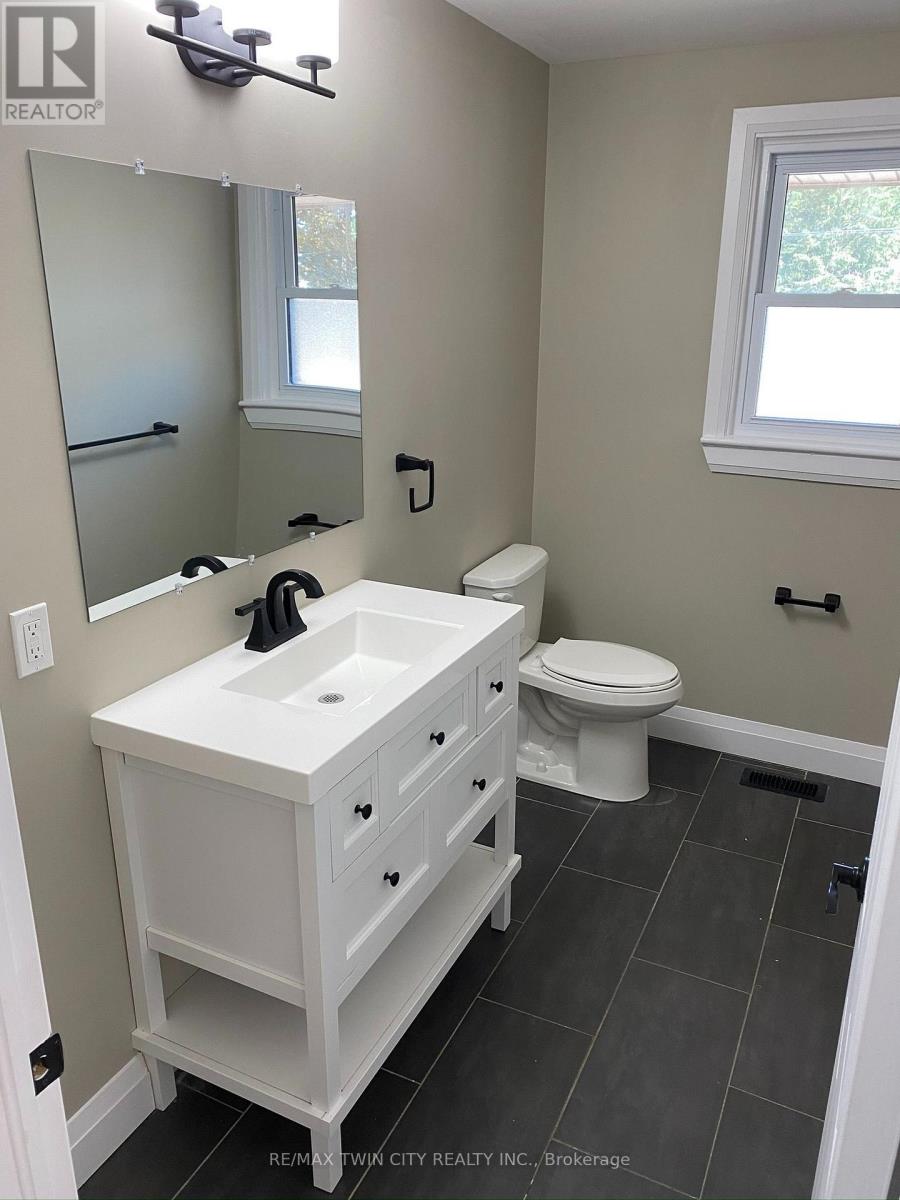 Main Floor - 25 Hickery Place, Brantford, Ontario  N3S 3C7 - Photo 17 - X13637866