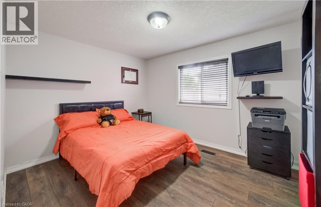 521 Snowdrop Court, Kitchener, Ontario  N2E 4G4 - Photo 24 - 40852829
