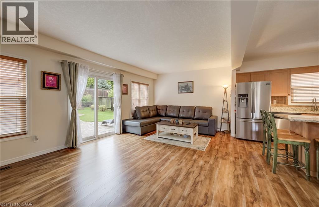 521 Snowdrop Court, Kitchener, Ontario  N2E 4G4 - Photo 9 - 40852829