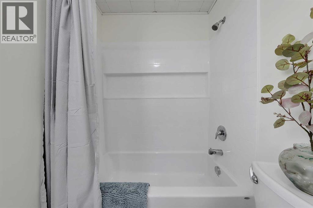7443 Ogden Road Se, Calgary, Alberta  T2C 1B9 - Photo 16 - A2320643