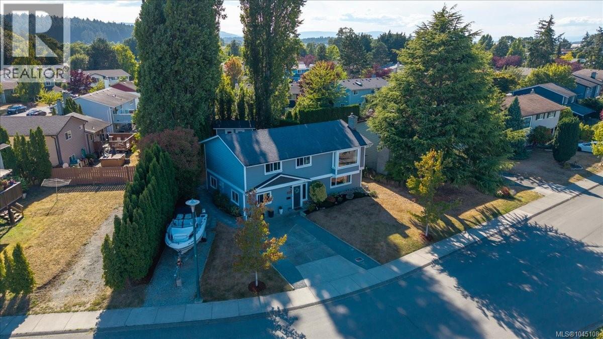 9478 Eastbrook Dr, Sidney, British Columbia