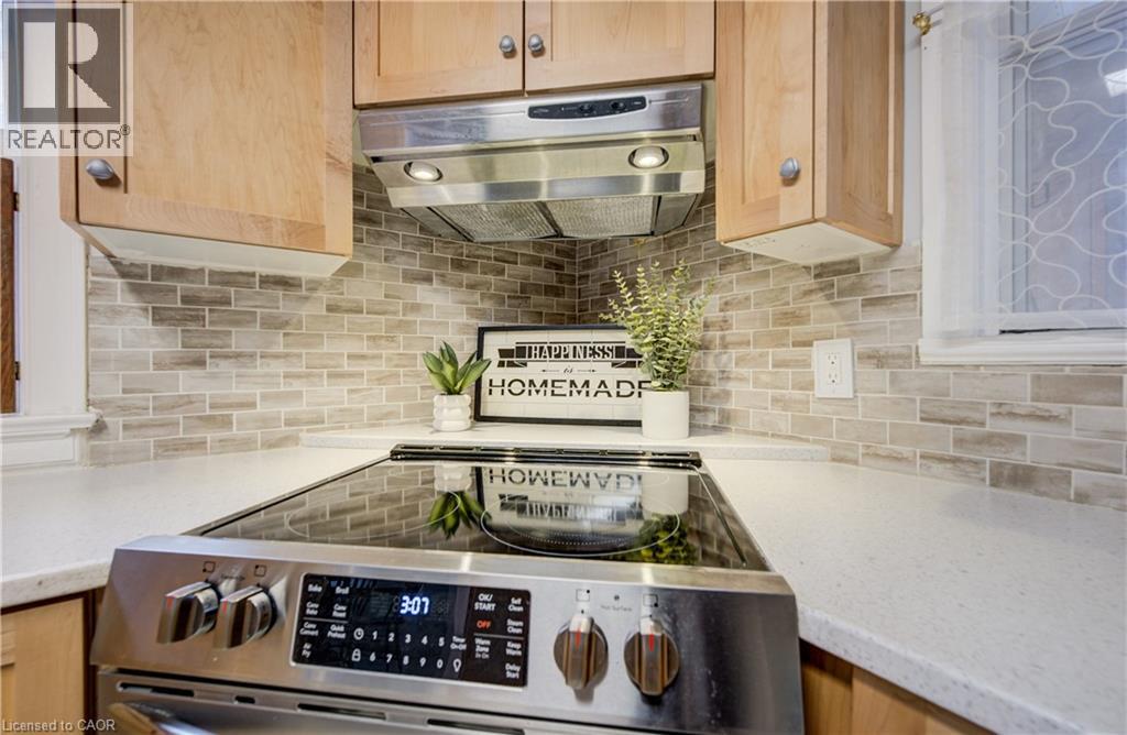76 Brentwood Avenue, Kitchener, Ontario  N2H 2C8 - Photo 8 - 40853333