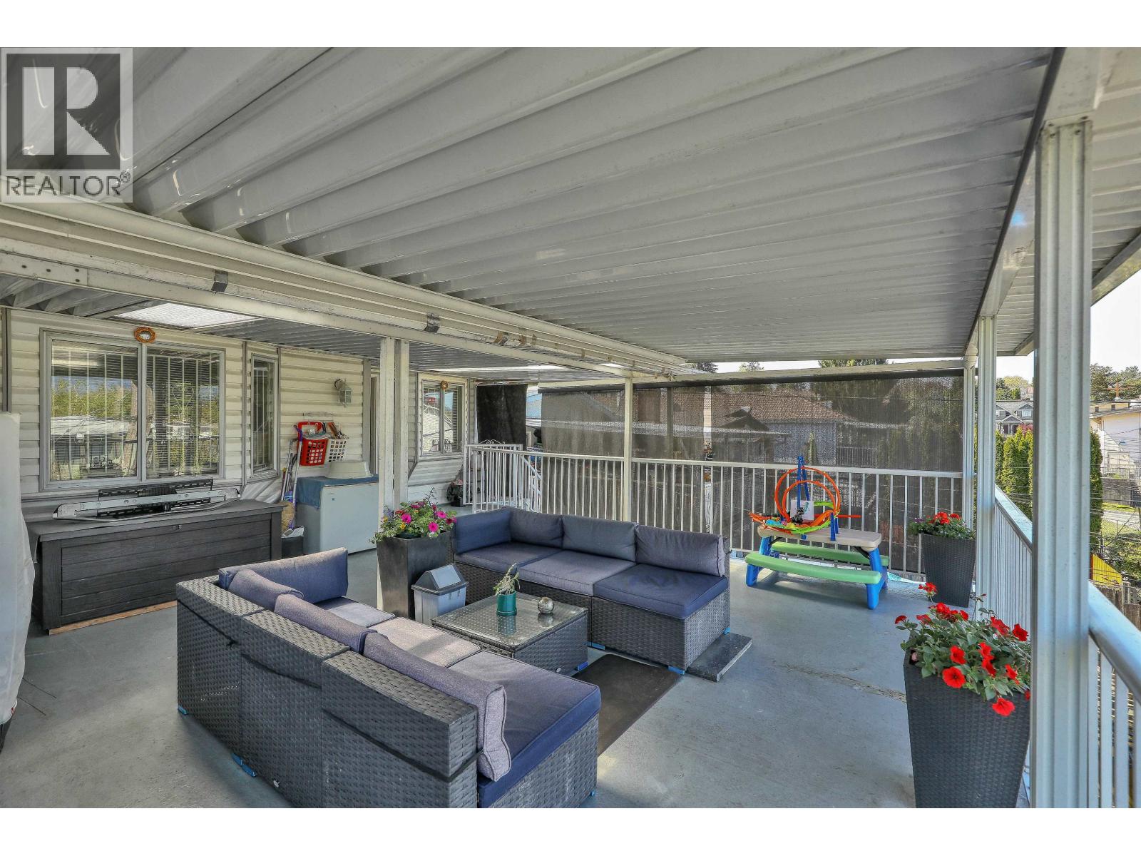 1457 E 18th Avenue, Vancouver, British Columbia  V5N 2H2 - Photo 34 - R3152185