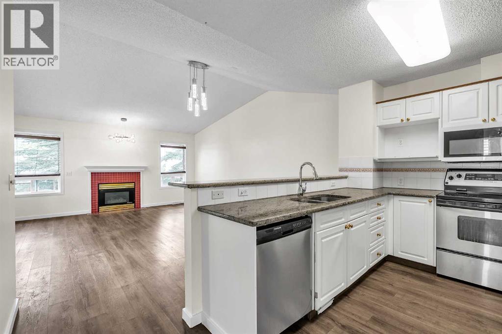 68 Catalina Circle NE, Calgary, Alberta  T1Y 7B7 - Photo 7 - A2332478
