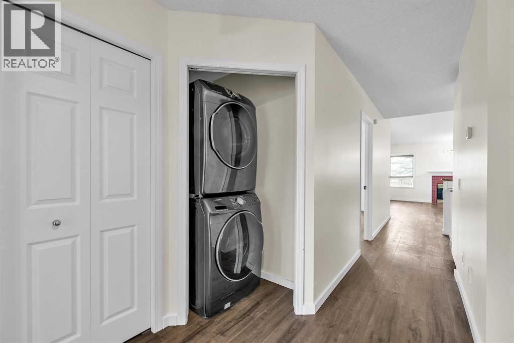 68 Catalina Circle NE, Calgary, Alberta  T1Y 7B7 - Photo 5 - A2332478
