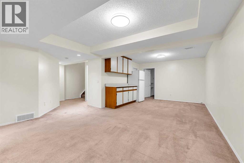 68 Catalina Circle NE, Calgary, Alberta  T1Y 7B7 - Photo 24 - A2332478