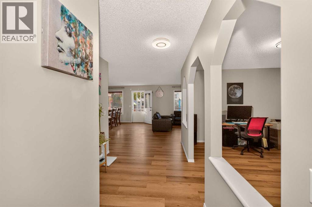 137 Douglas Glen Manor SE, Calgary, Alberta  T2Z 3Y5 - Photo 17 - A2332193