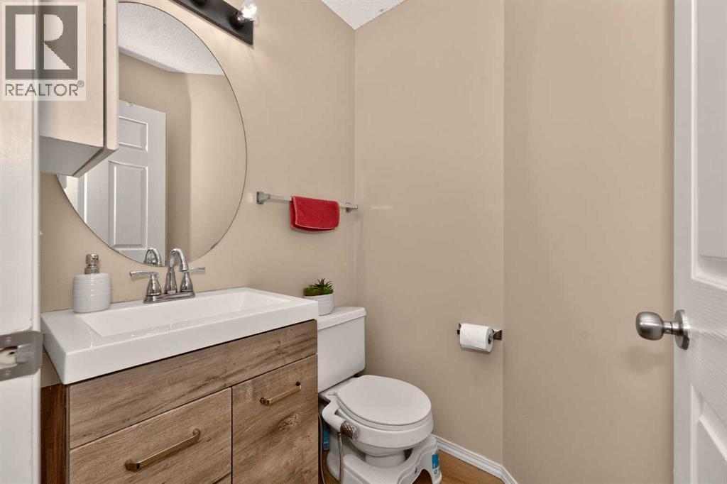 137 Douglas Glen Manor SE, Calgary, Alberta  T2Z 3Y5 - Photo 30 - A2332193