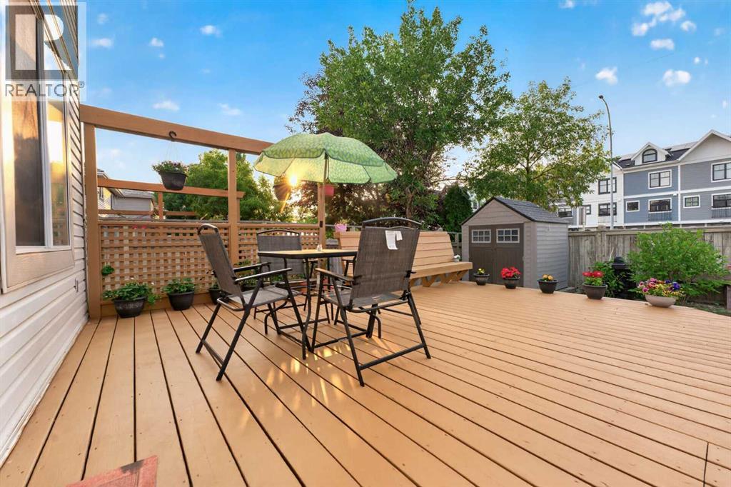 137 Douglas Glen Manor SE, Calgary, Alberta  T2Z 3Y5 - Photo 8 - A2332193