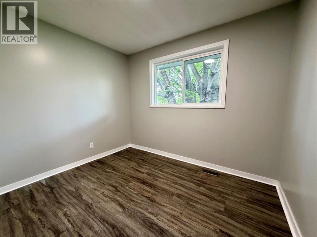 3593 54 Avenue Crescent, Red Deer, Alberta  T4N 4L7 - Photo 7 - A2326014