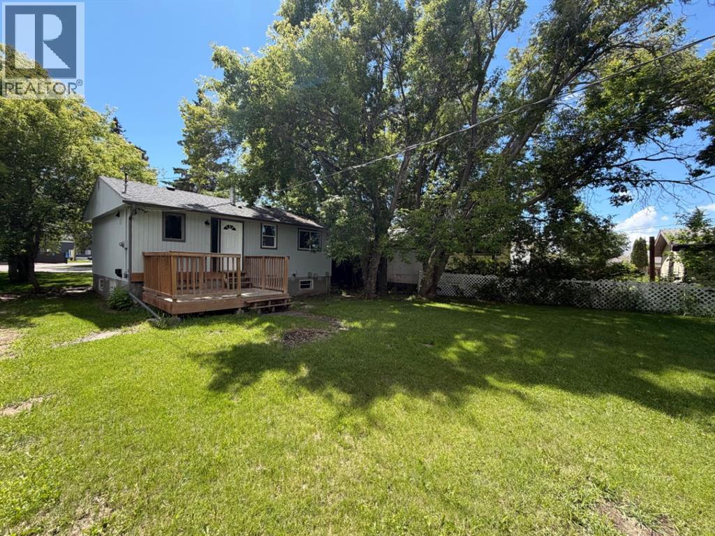 3593 54 Avenue Crescent, Red Deer, Alberta  T4N 4L7 - Photo 2 - A2326014