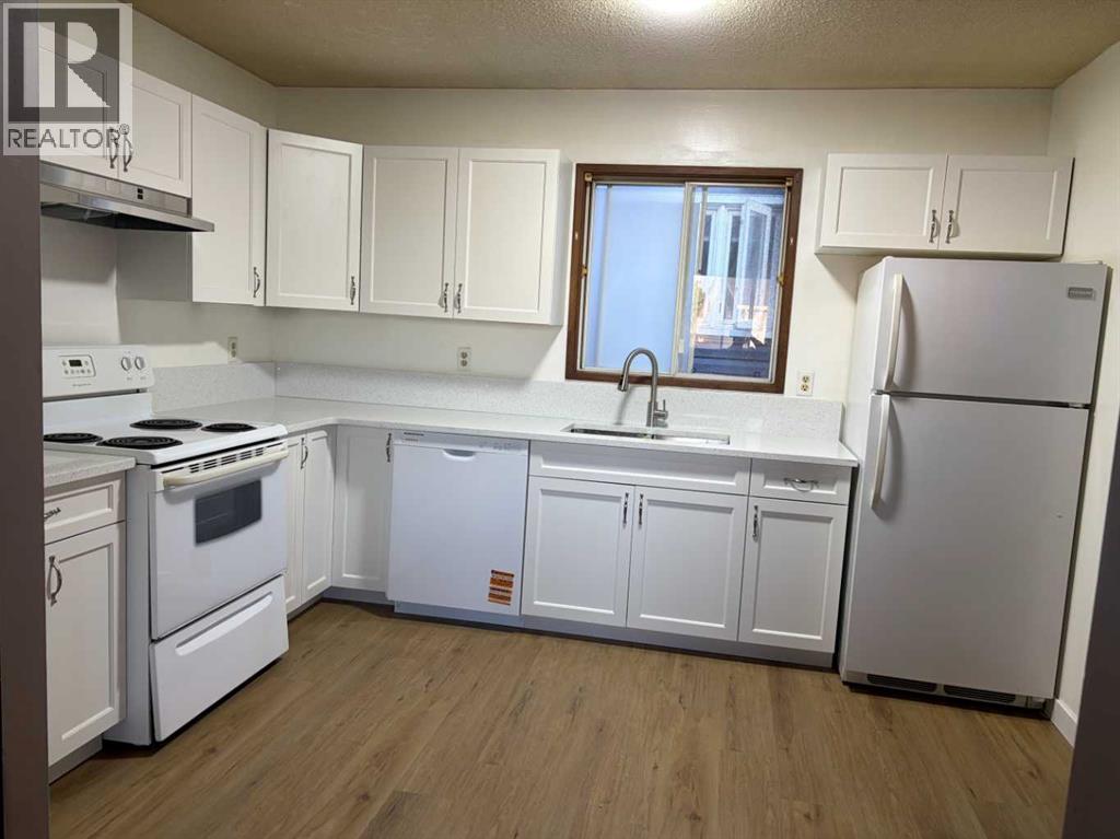 250 Falmere Way NE, Calgary, Alberta  t3j 2x6 - Photo 2 - A2322960