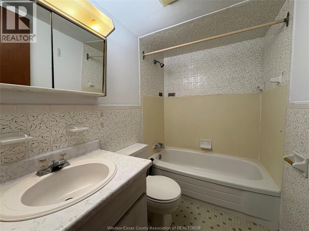 3044 Sandwich Unit# 203, Windsor, Ontario  N9C 1A4 - Photo 9 - 26017952