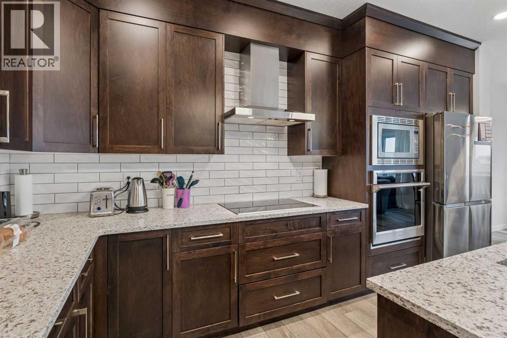 215 Lucas Terrace NW, Calgary, Alberta  T3P 1X3 - Photo 7 - A2326202