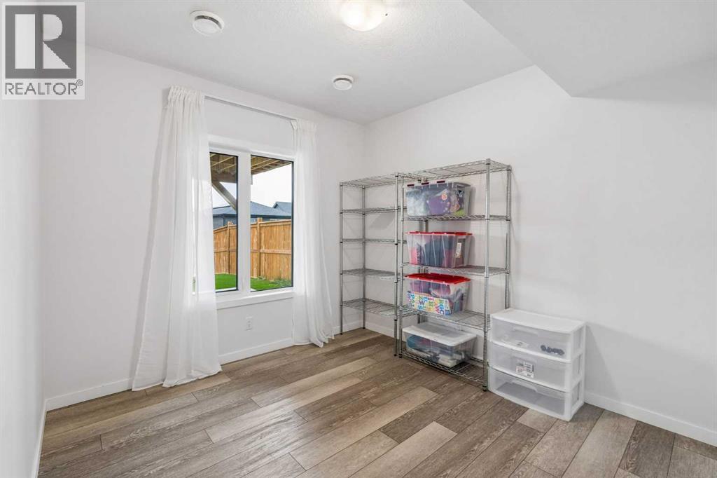 215 Lucas Terrace NW, Calgary, Alberta  T3P 1X3 - Photo 32 - A2326202