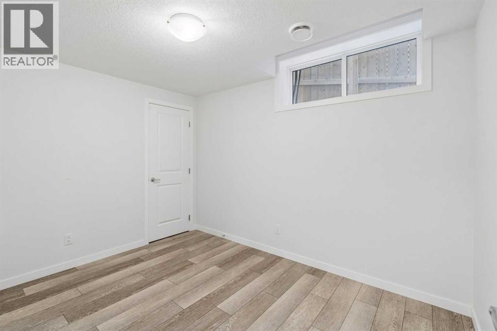 215 Lucas Terrace NW, Calgary, Alberta  T3P 1X3 - Photo 28 - A2326202