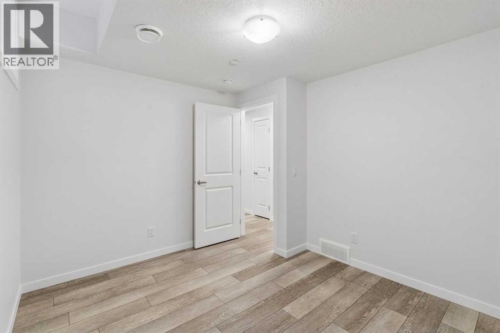 215 Lucas Terrace NW, Calgary, Alberta  T3P 1X3 - Photo 29 - A2326202