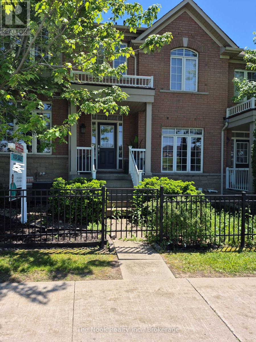107 BARKDALE WAY, Whitby, Ontario