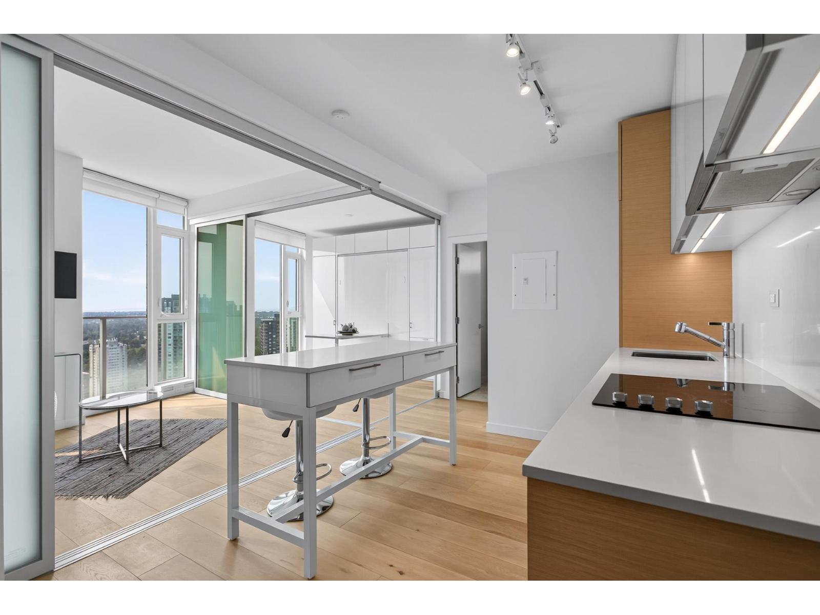 3611 13438 Central Avenue, Surrey, British Columbia  V3T 0N2 - Photo 6 - R3152707