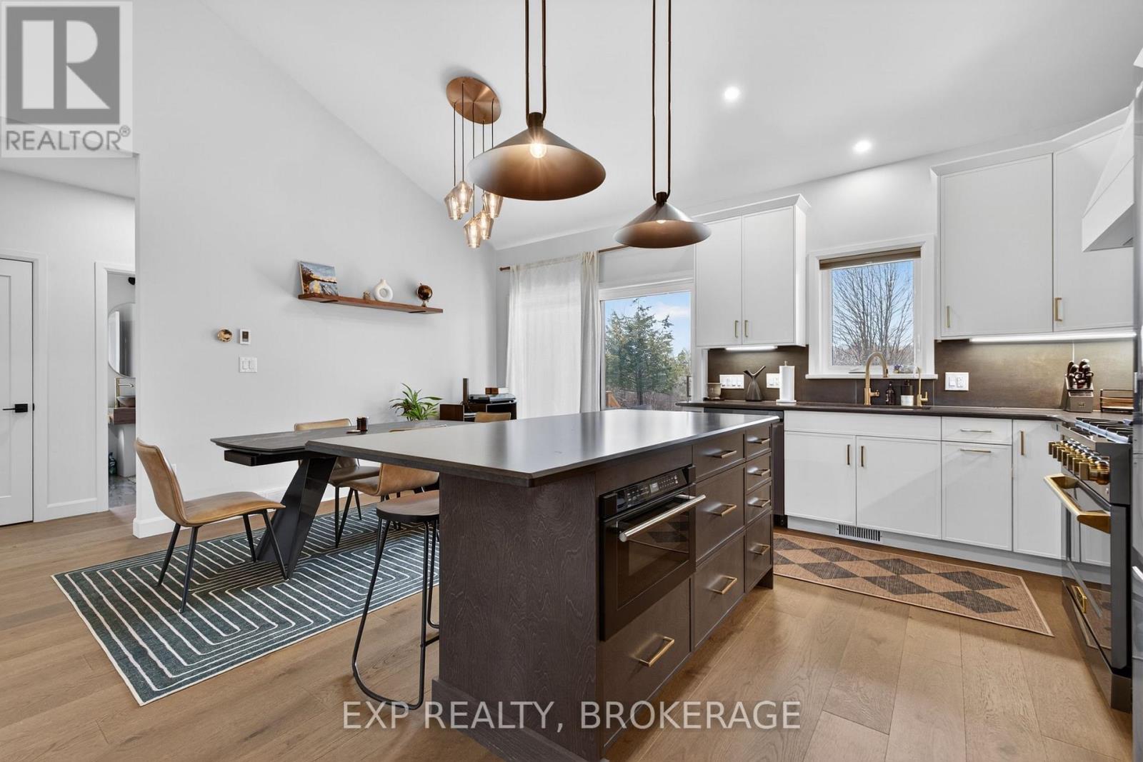 9304 Perth Road, Rideau Lakes, Ontario K0G 1X0 - Photo 4 - X13637954