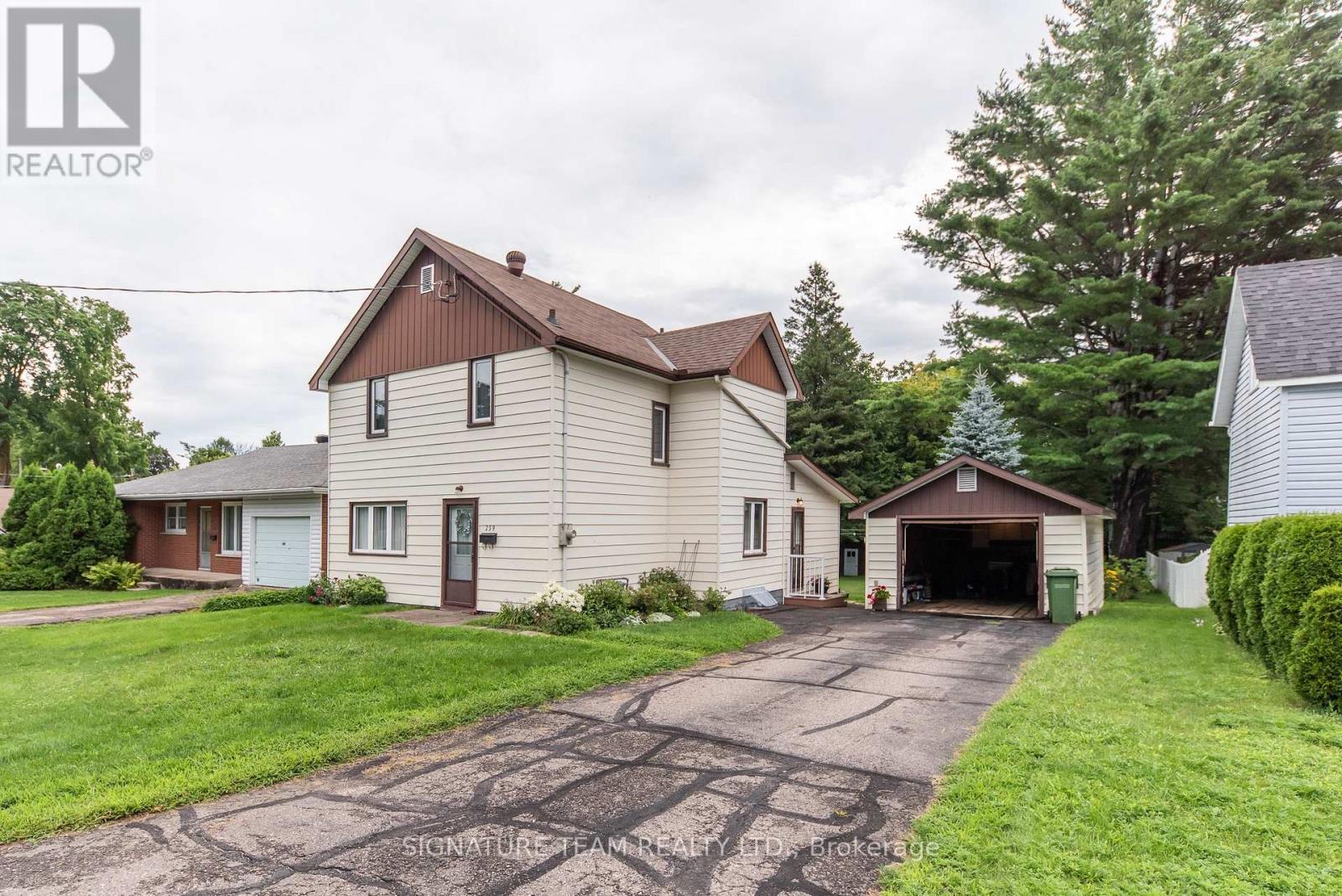 259 Peter Street, Pembroke, Ontario