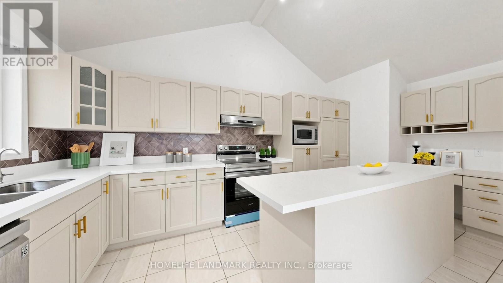 45 Pheasant Run Drive, Guelph, Ontario  N1C 1E7 - Photo 9 - X13432460