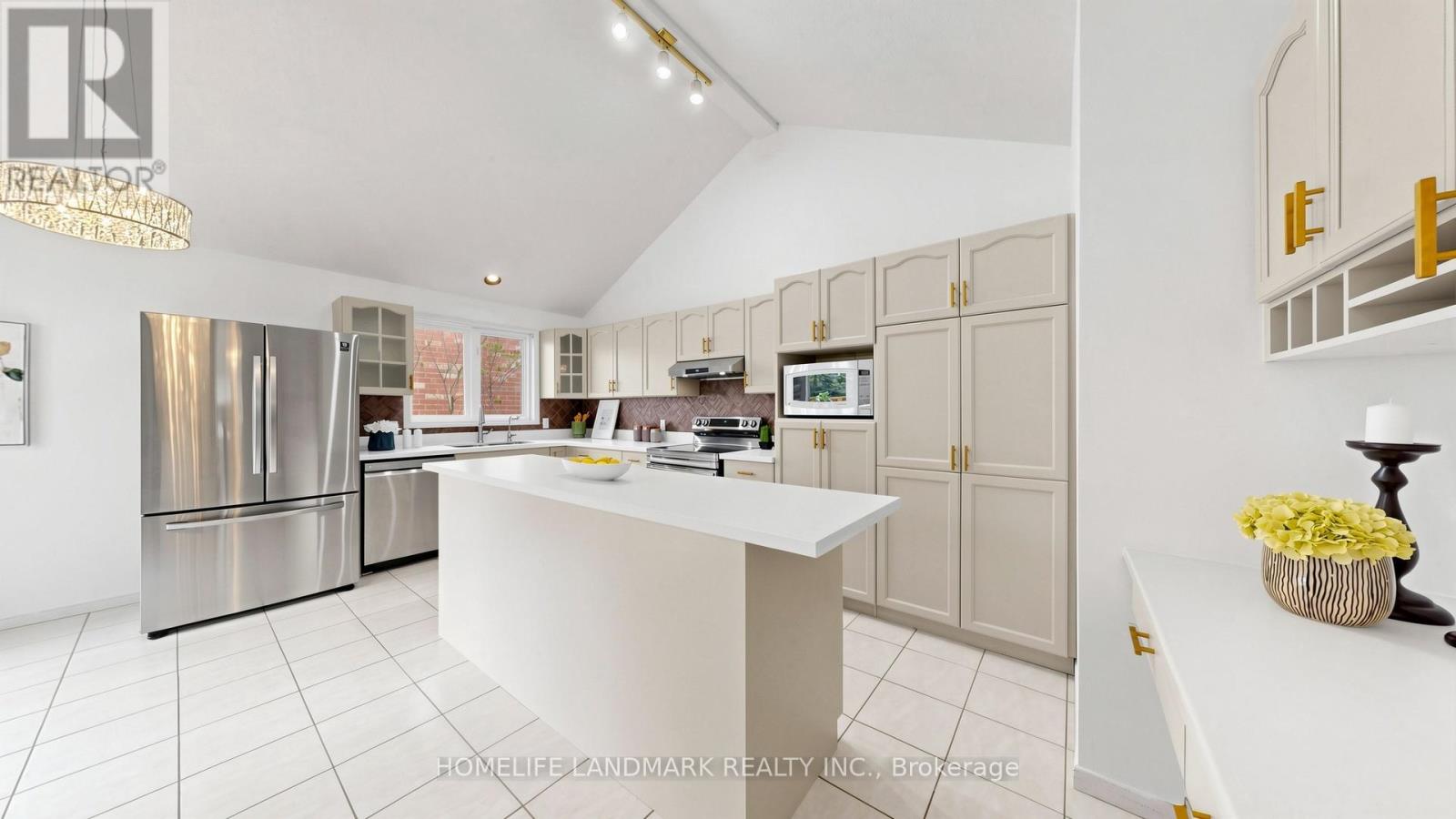 45 Pheasant Run Drive, Guelph, Ontario  N1C 1E7 - Photo 10 - X13432460