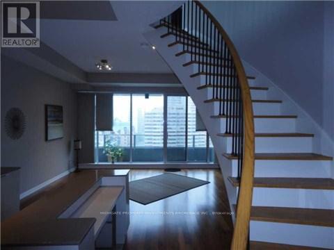 1910 - 111 Elizabeth Street, Toronto, Ontario  M5G 1P7 - Photo 2 - C13610764