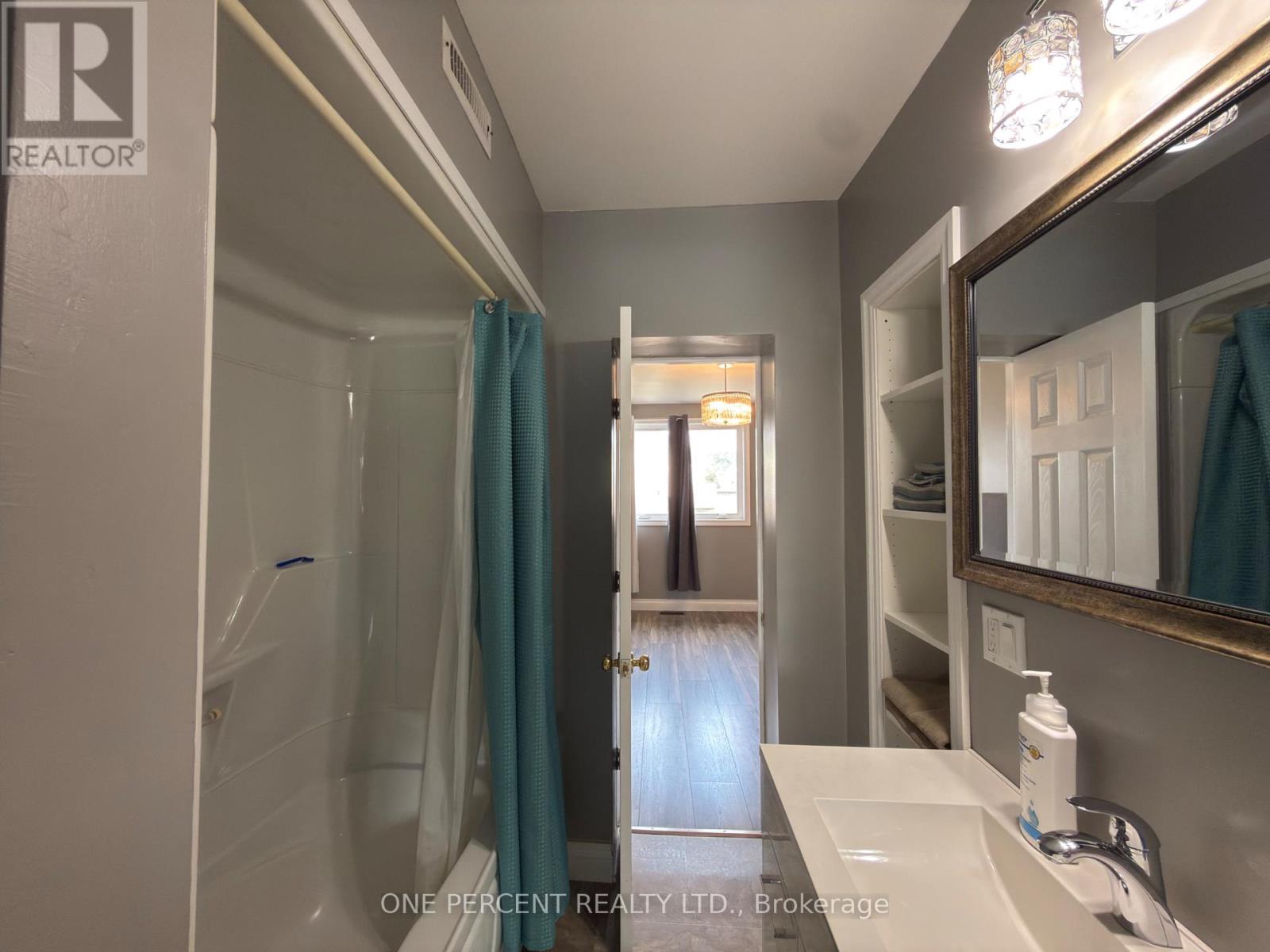 9 Lyons Avenue, Welland, Ontario  L3B 1L8 - Photo 9 - X13499604