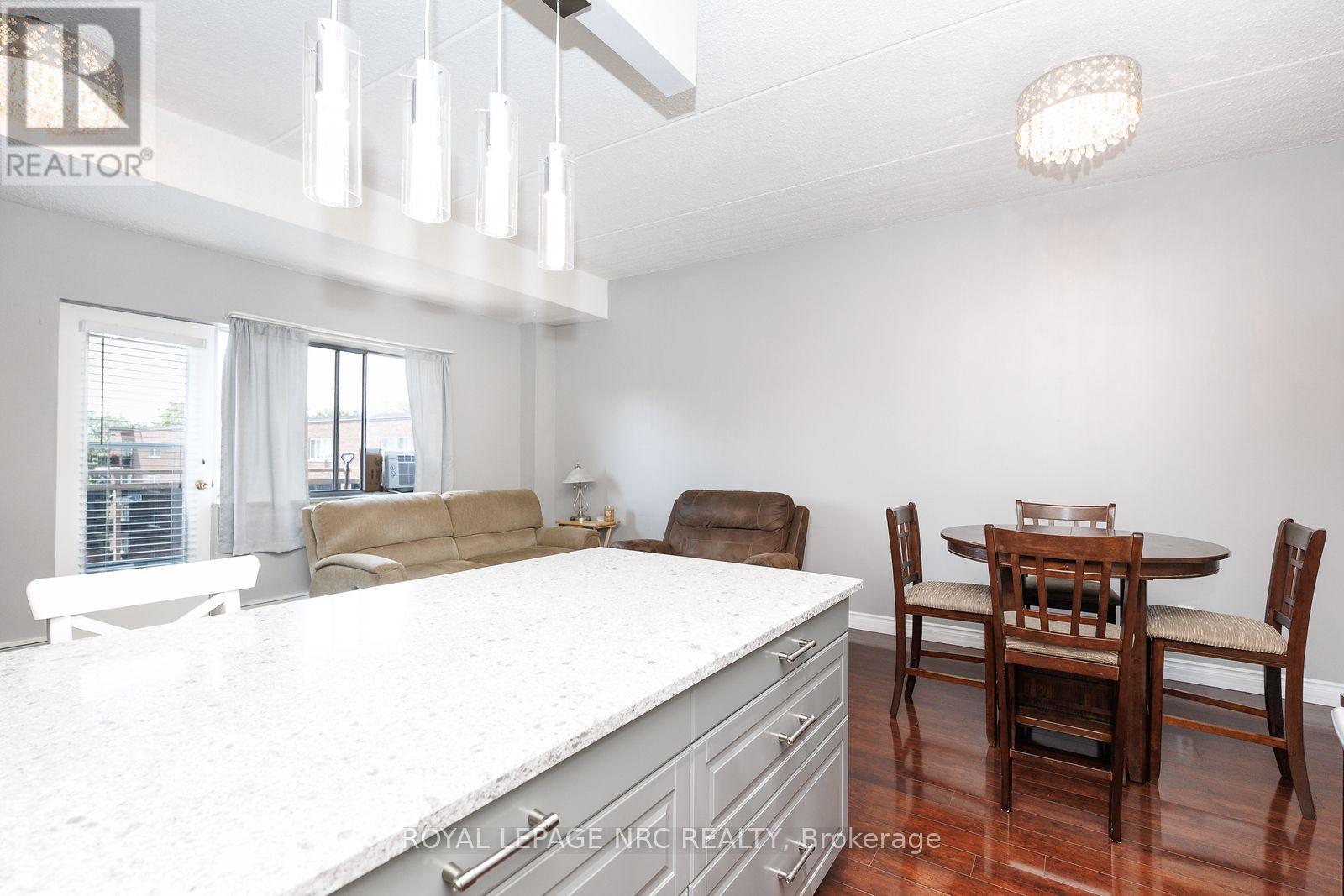 515 - 196 Scott Street, St. Catharines, Ontario  L2N 5T2 - Photo 4 - X13637998