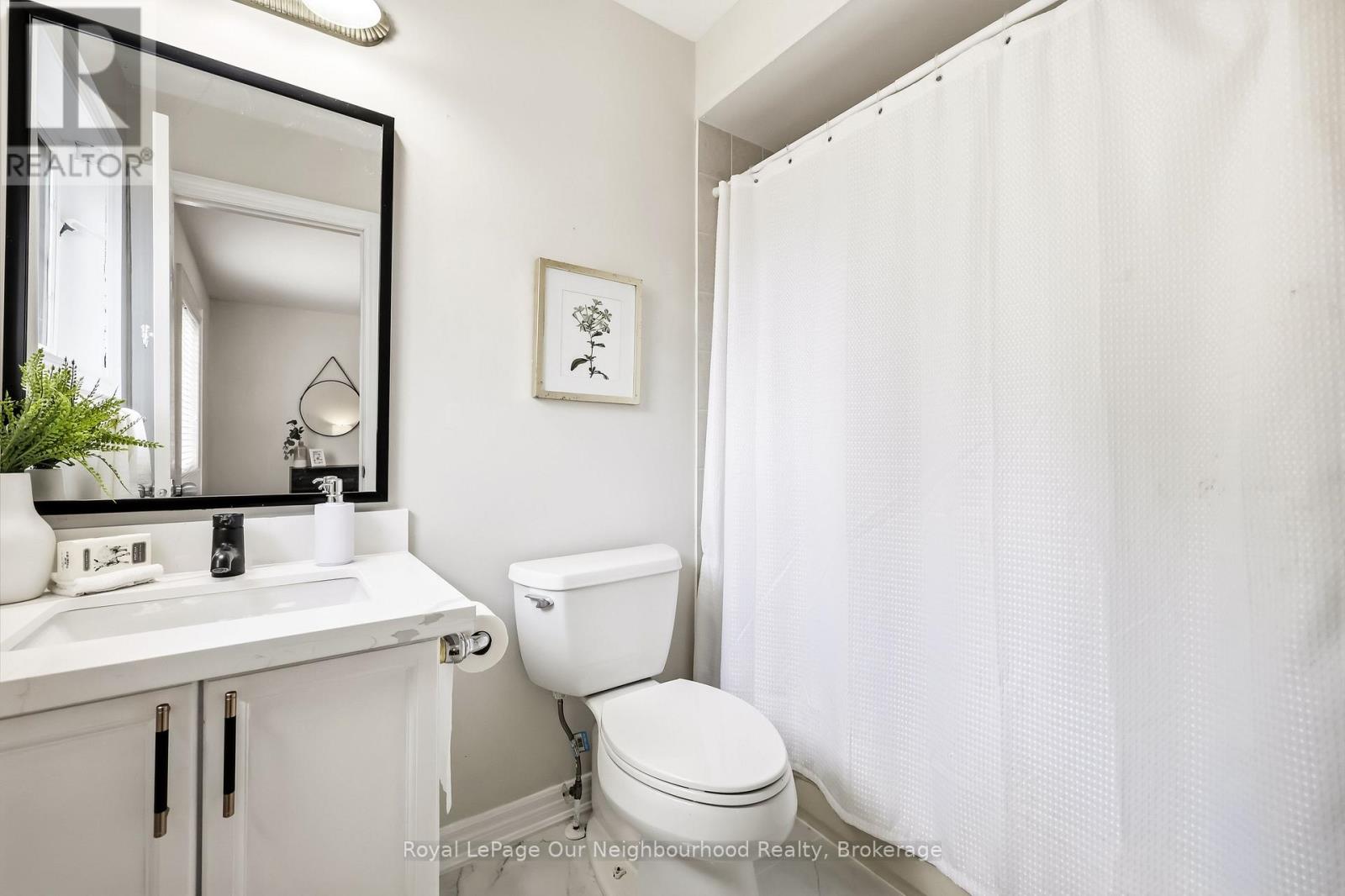 1296 Ravencliffe Court, Oshawa, Ontario  L1K 2Y3 - Photo 32 - E13638030