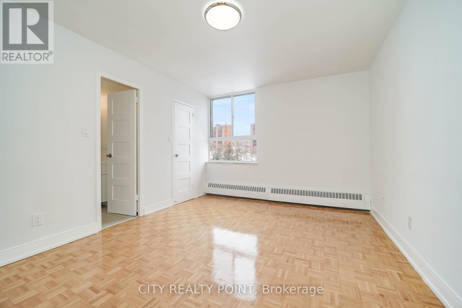 1008 - 6200 Bathurst Street, Toronto, Ontario  M2R 2A3 - Photo 13 - C13637876