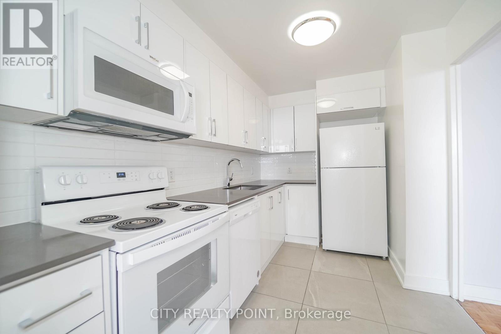 1008 - 6200 Bathurst Street, Toronto, Ontario  M2R 2A3 - Photo 9 - C13637876