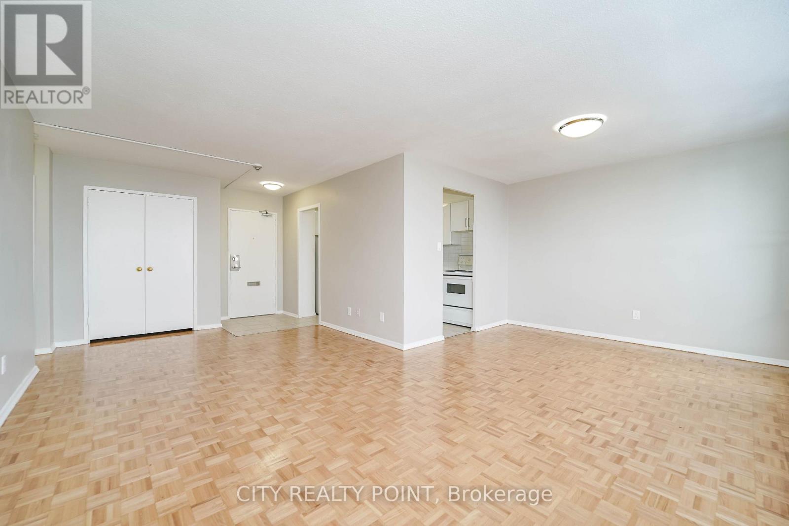 1412 - 6200 Bathurst Street, Toronto, Ontario  M2R 2A3 - Photo 4 - C13637884