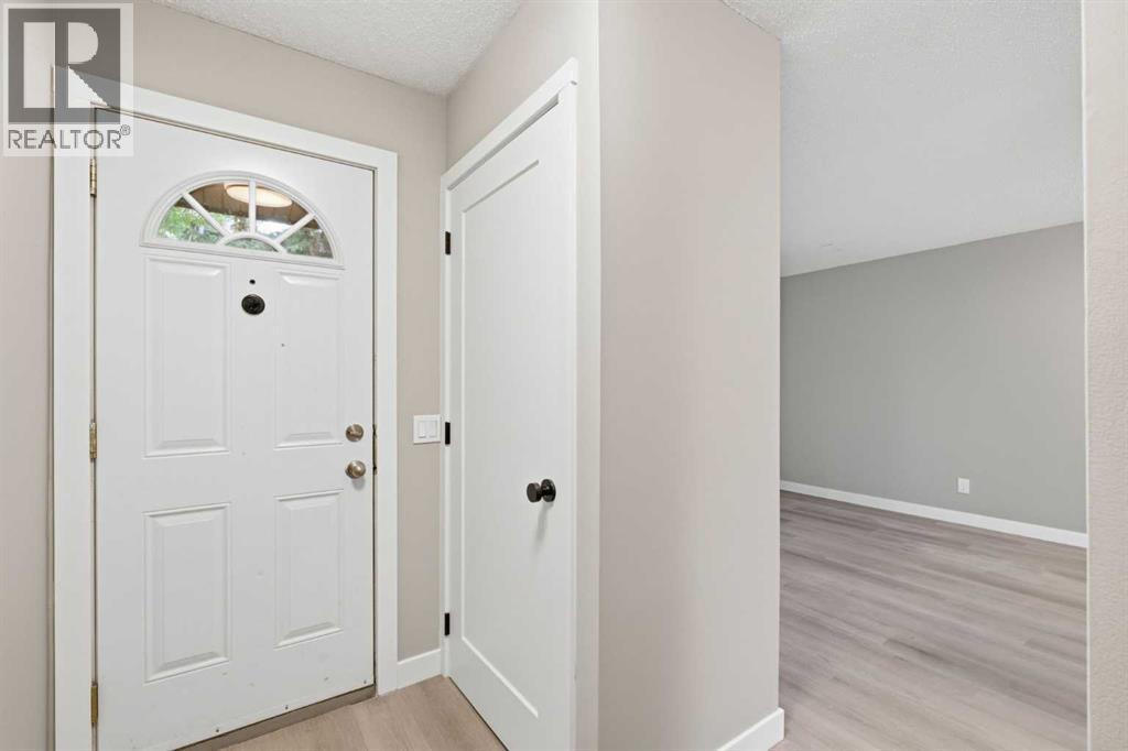 34, 420 Grier Avenue NE, Calgary, Alberta T2K 5X6 - Photo 4 - A2333291