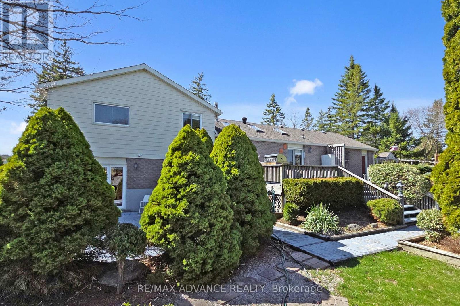 23 West Park Heights, Georgina, Ontario  L4P 3T9 - Photo 40 - N13637902