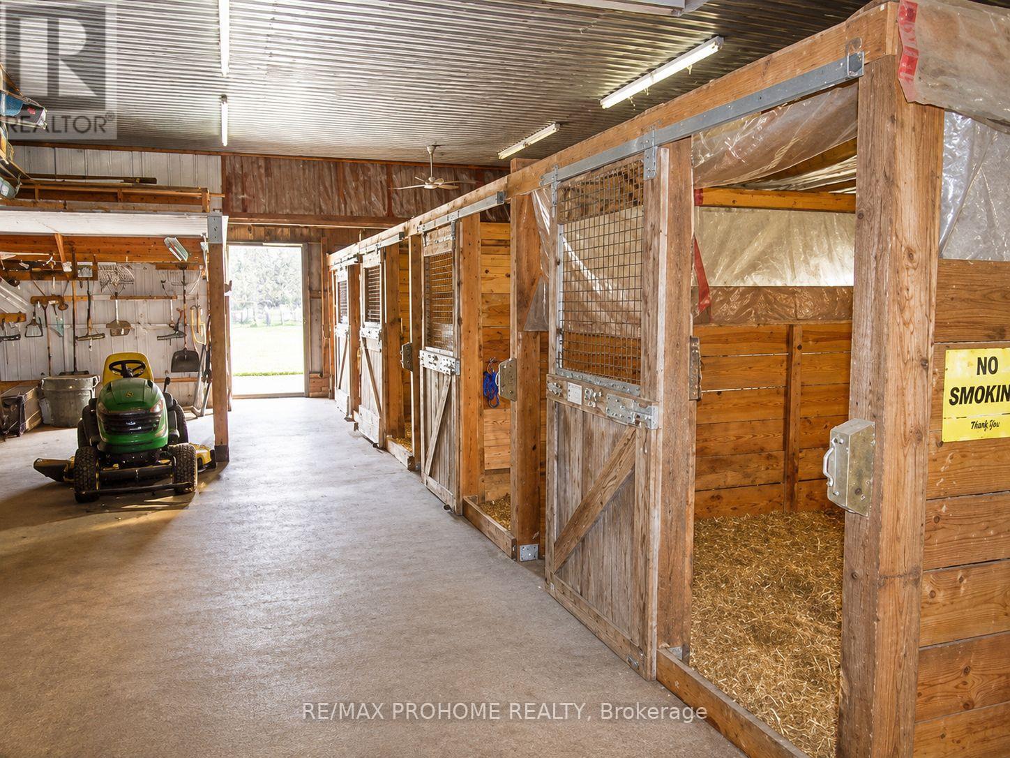 3869 7th Line, Innisfil, Ontario L9S 3M4 - Photo 7 - N13638014