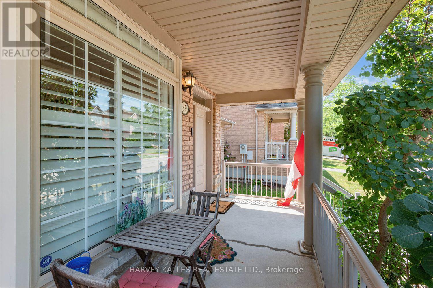 39 Chardonnay Drive, Vaughan, Ontario  L4J 8R8 - Photo 7 - N13638016