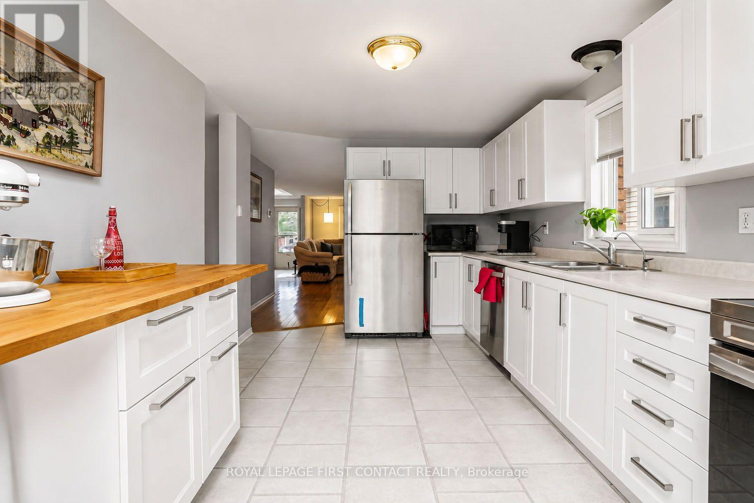 46 Jones Drive, Barrie (Grove East), Ontario  L4M 6H7 - Photo 12 - S13637992