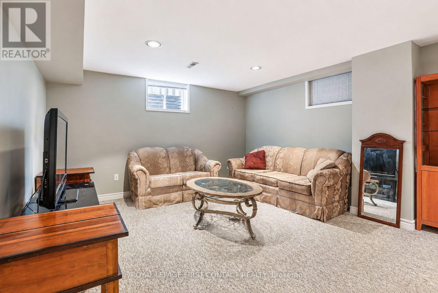 46 Jones Drive, Barrie (Grove East), Ontario  L4M 6H7 - Photo 24 - S13637992