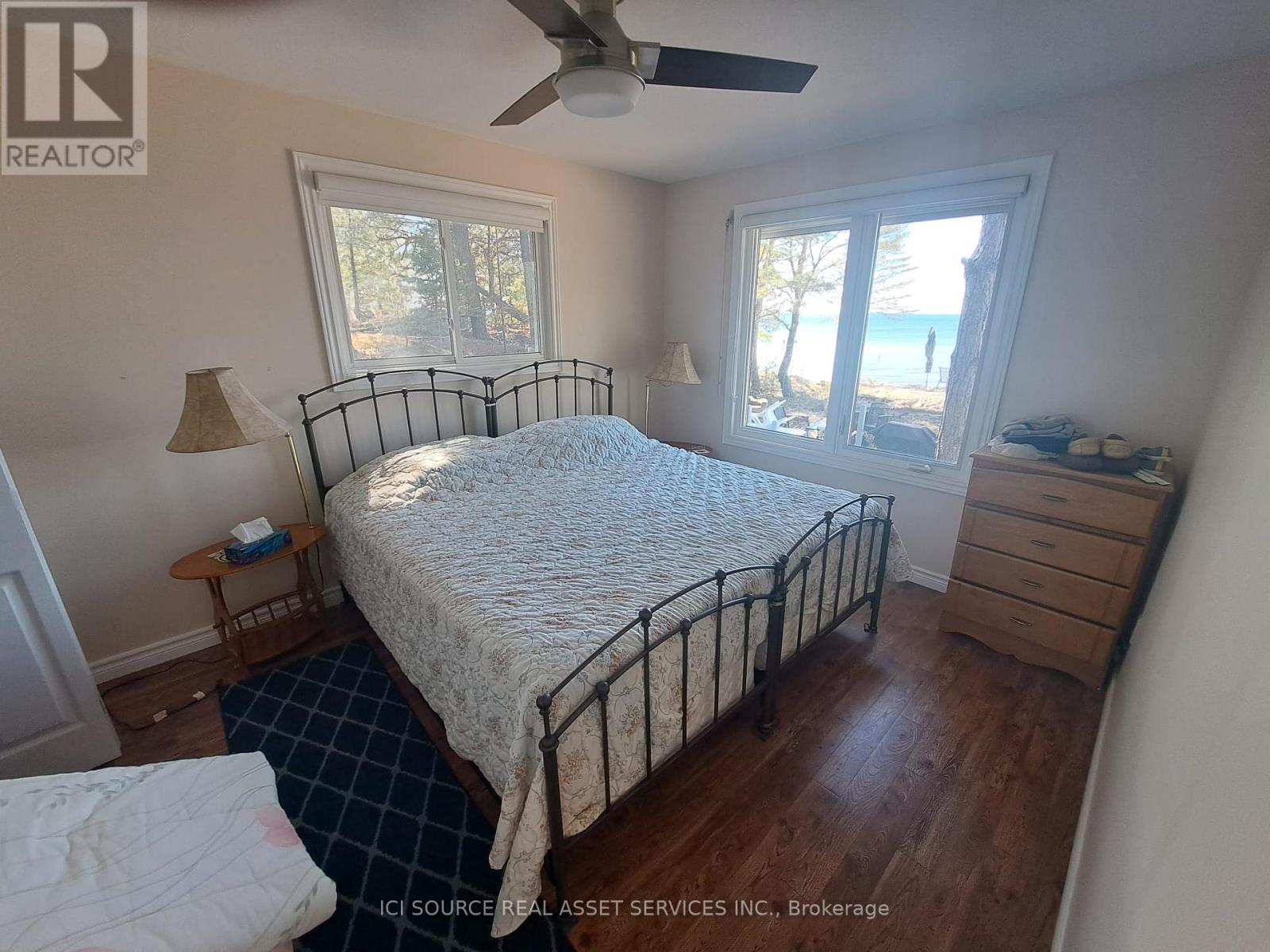 4 Pinewood Drive, Tiny, Ontario  L0L 2T0 - Photo 11 - S13638034