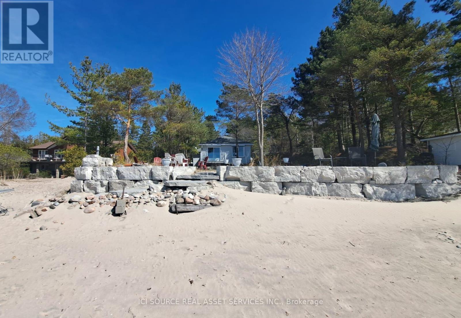 4 Pinewood Drive, Tiny, Ontario  L0L 2T0 - Photo 14 - S13638034