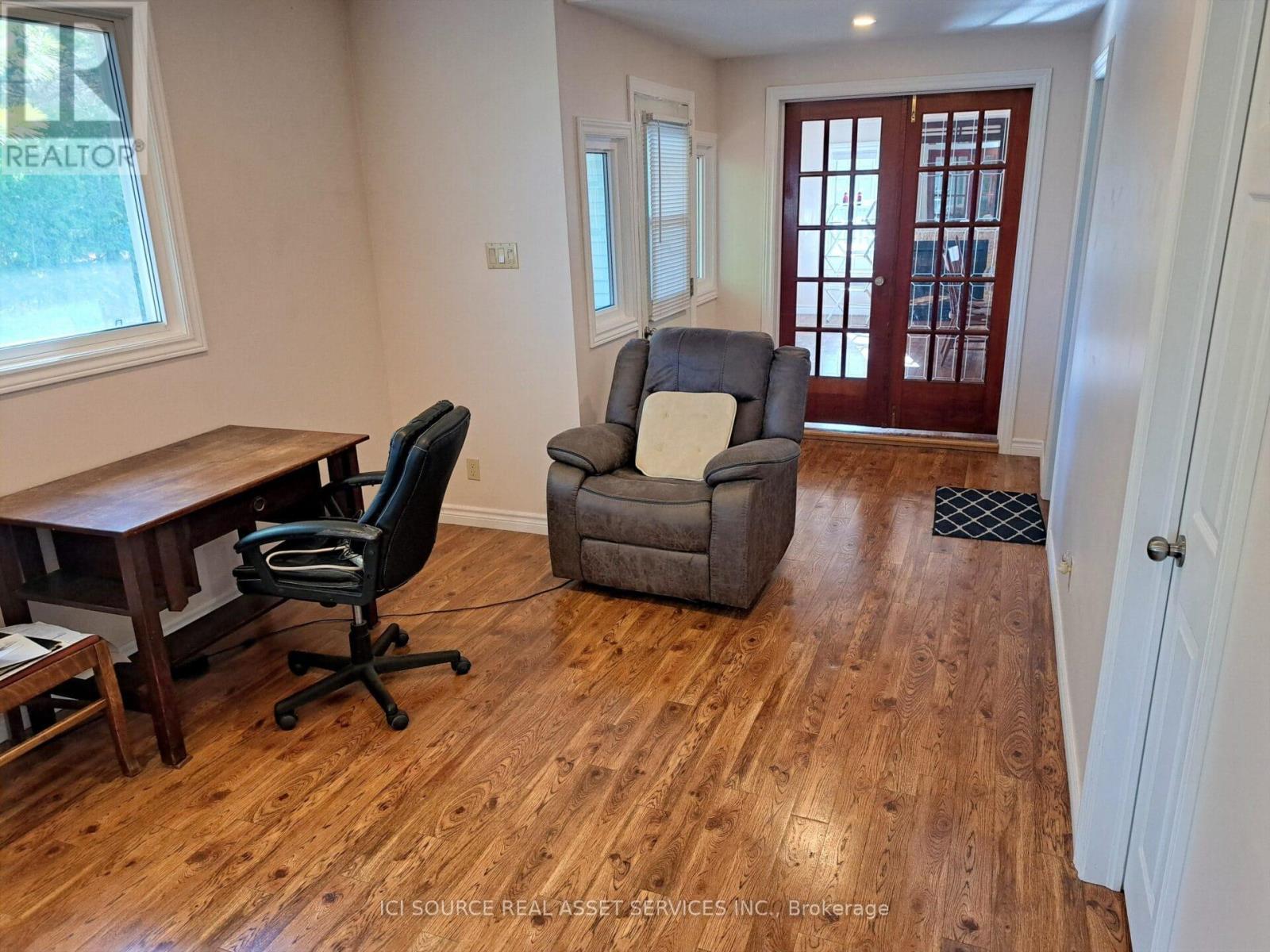 4 Pinewood Drive, Tiny, Ontario  L0L 2T0 - Photo 6 - S13638034