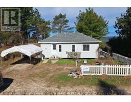4 PINEWOOD DRIVE, Tiny, Ontario