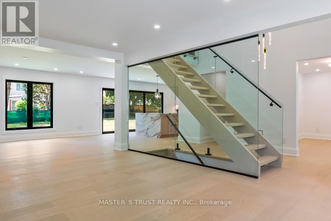 Unit 1 - 319 Beechfield Road, Oakville, Ontario  L6J 5H9 - Photo 8 - W13637878